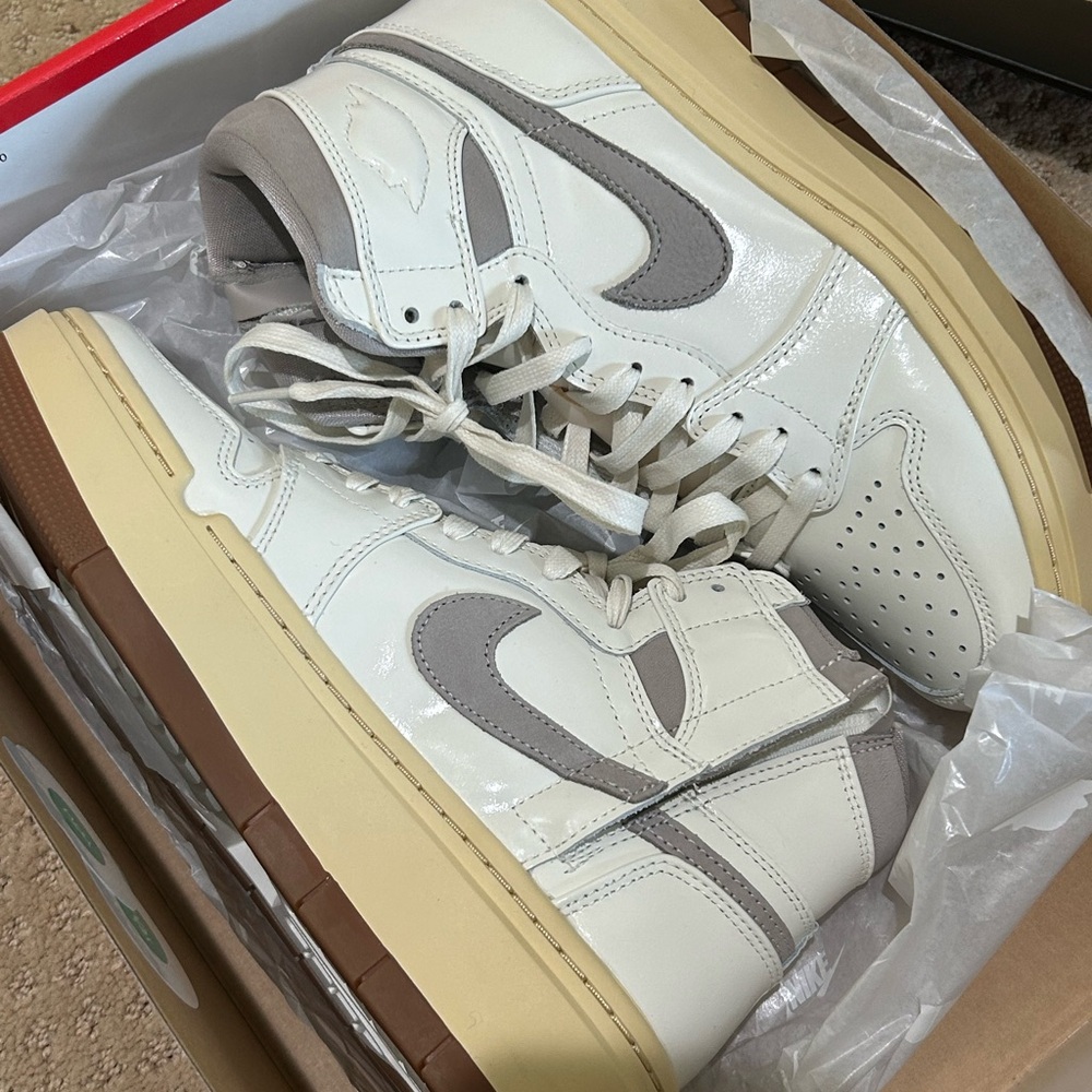 Air Jordan 1 Elevate High SE - Picture 4 of 7